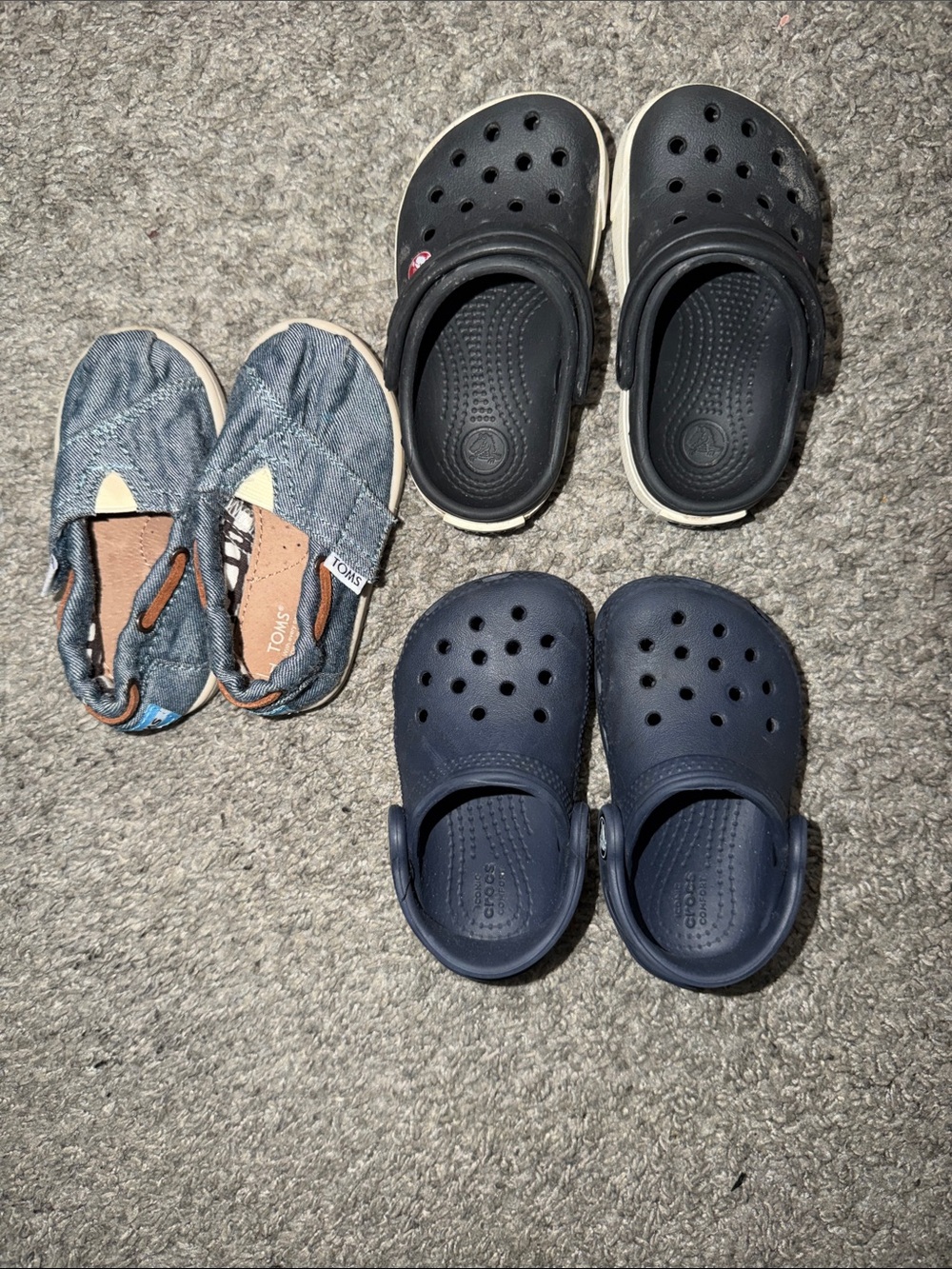 CROCS/TOMS KIDS SHOES LOT